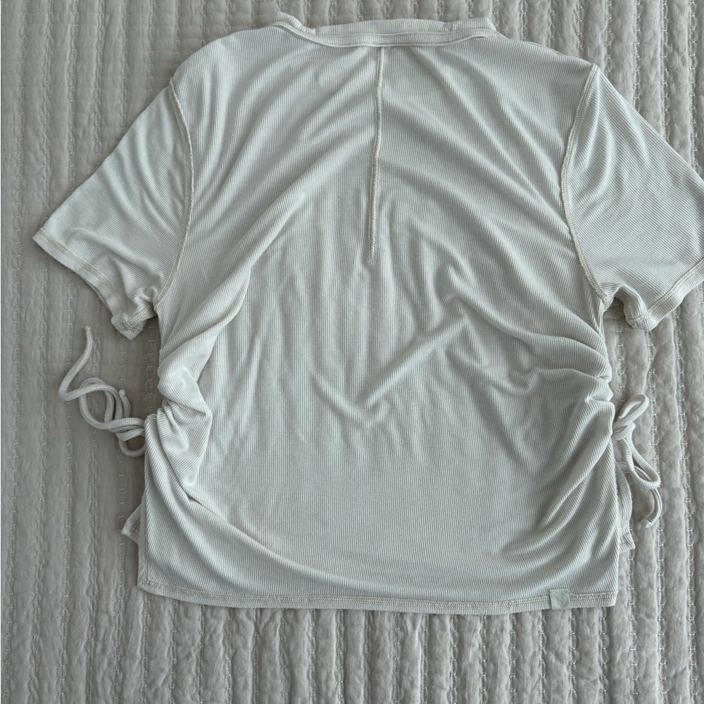 Lululemon - Picture 3 of 3
